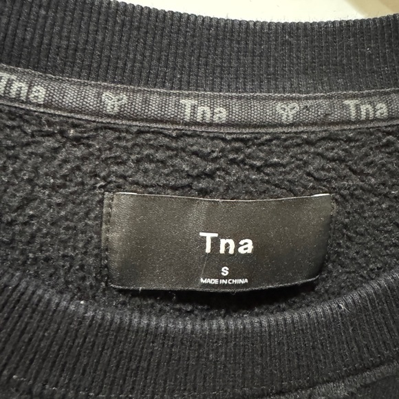 TNA Black New York Women’s Sweatshirt | Aritzia| - Picture 2 of 5